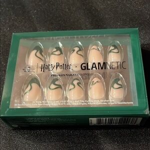 Harry Potter x Glamnetic Press-On Nails